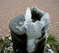 brunnen-limestone  &copy; steinart 1998-2004